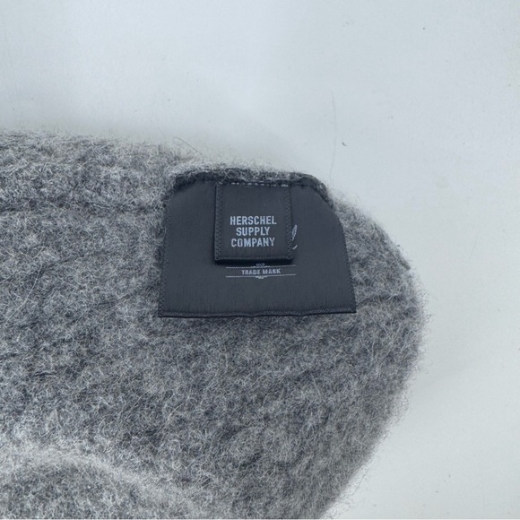 Herschel Supply Company Cashmere /Wool Gray Stylish Beanie - Picture 5 of 6